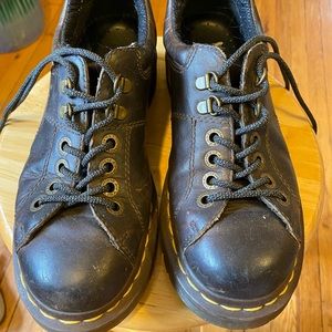 Doc Martens Low | Size 8 | Vintage